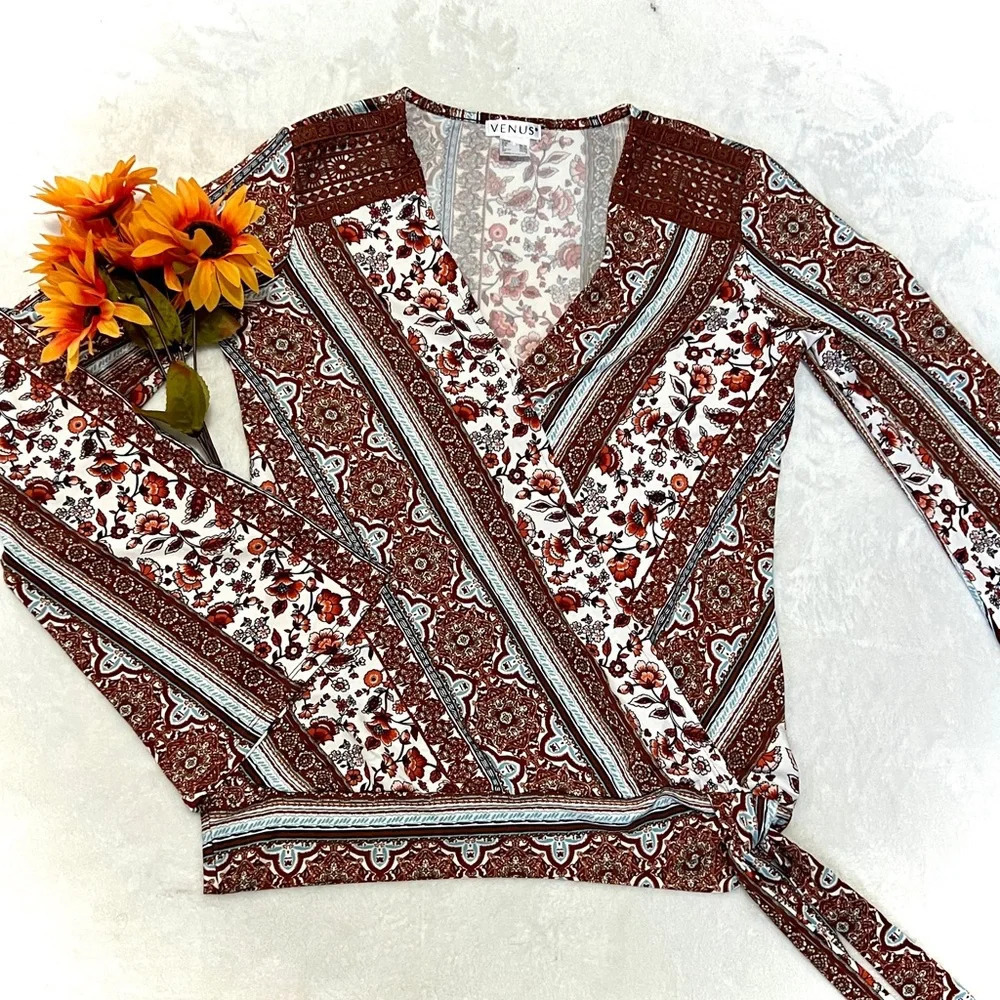 VENUS Floral Bohemian Bell Sleeve Wrap Blouse - Small